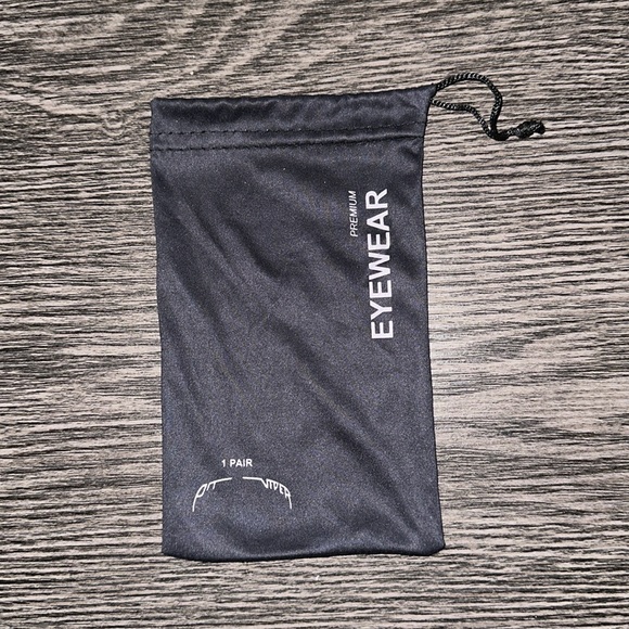 PIT VIPER SUNGLASSES POUCH BLACK AND WHITE - Picture 3 of 4